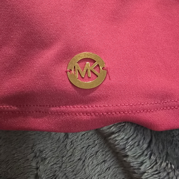 Michael Kors Hot Pink Cutout Sleeve Top-XL - Picture 2 of 10